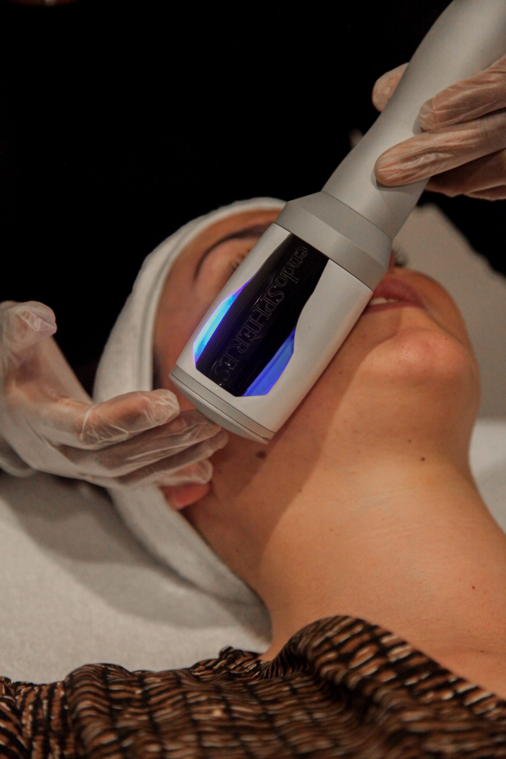 Marie-Institut-037 soins des mains